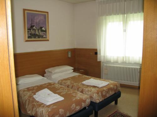 Hotel Oasi Trient Exterior foto